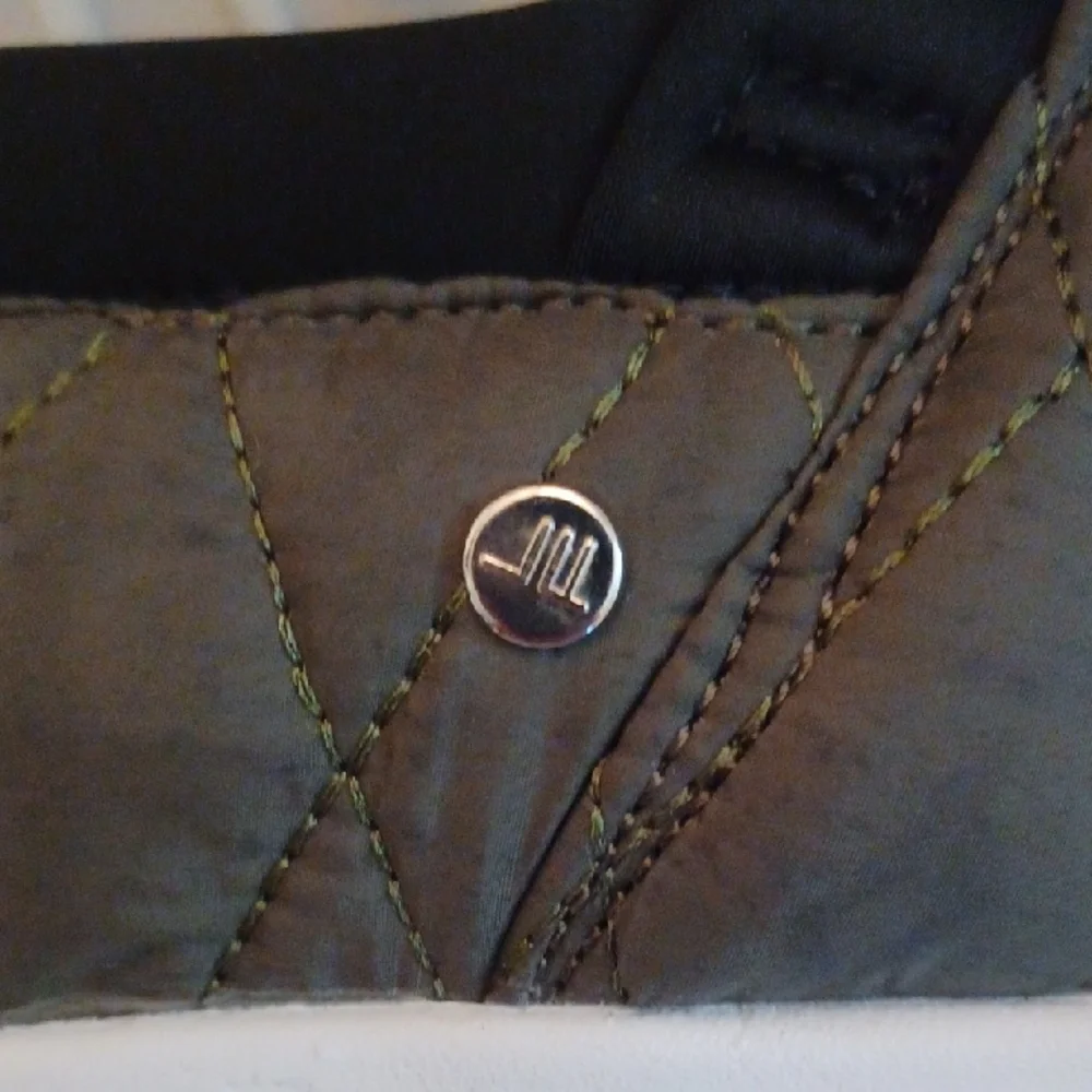London Fog Womens Quilted Slip-On Sneakers - Green and Black - Picture 9 of 9